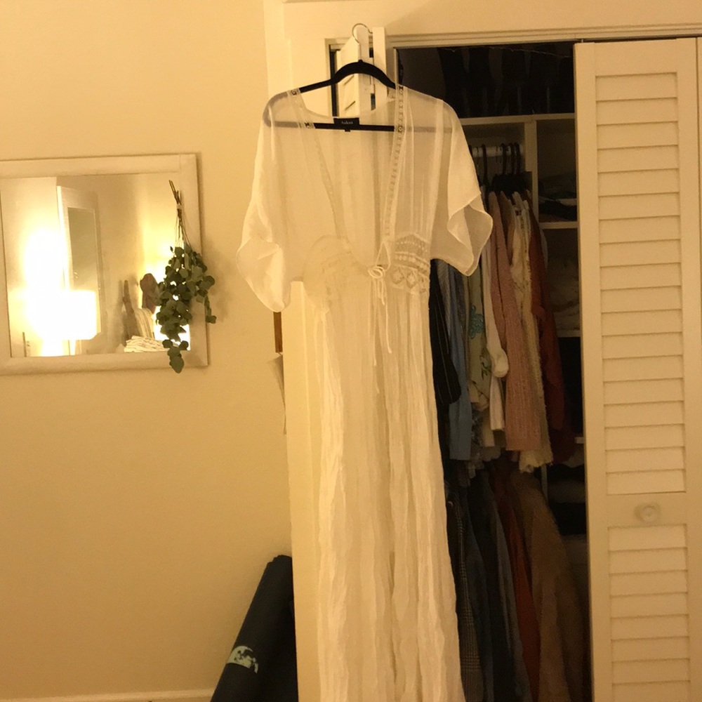 Aakaa size small women’s kimono